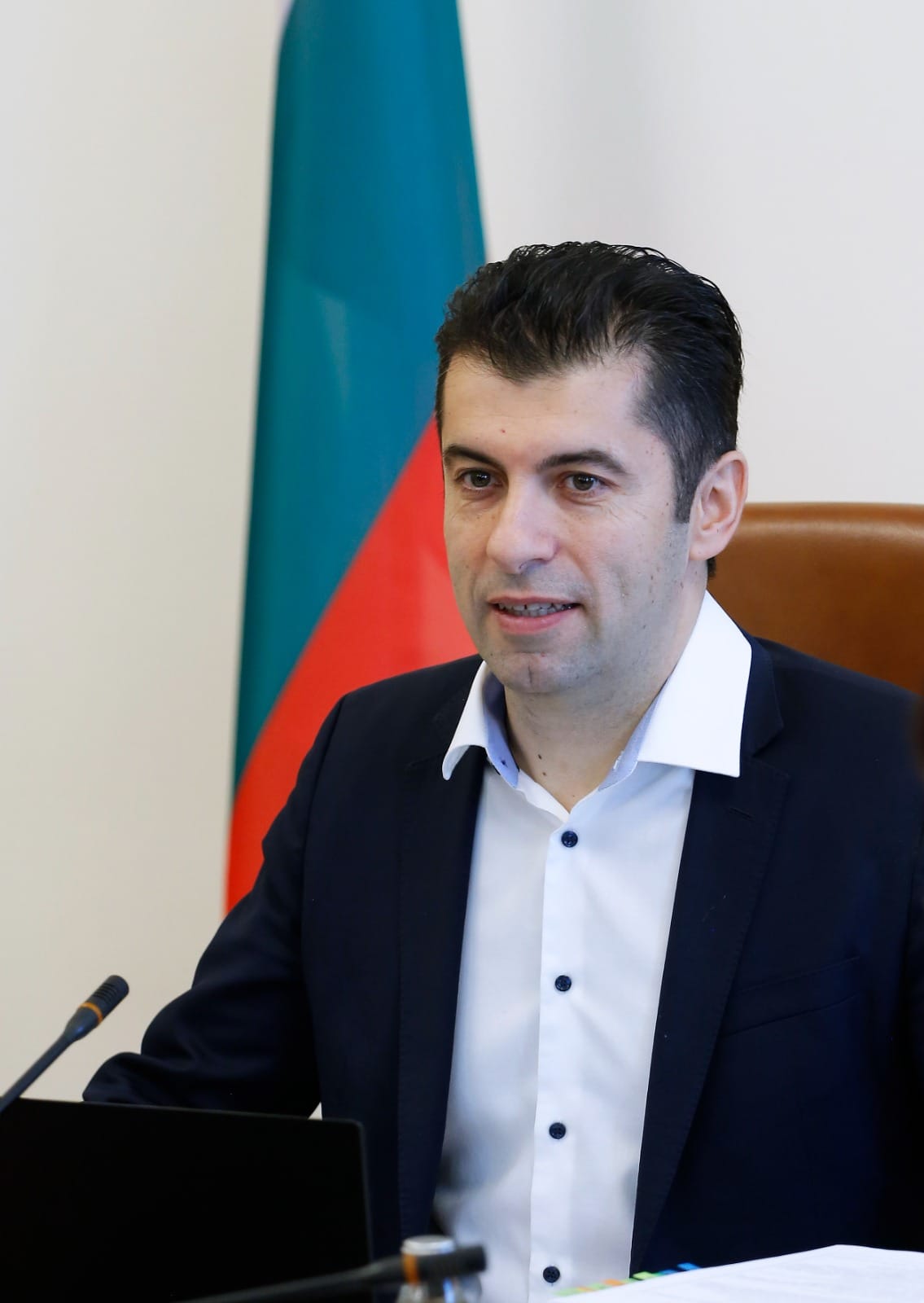 Петков обяви дарителска кампания за набиране на помощи за боеприпаси за Украйна