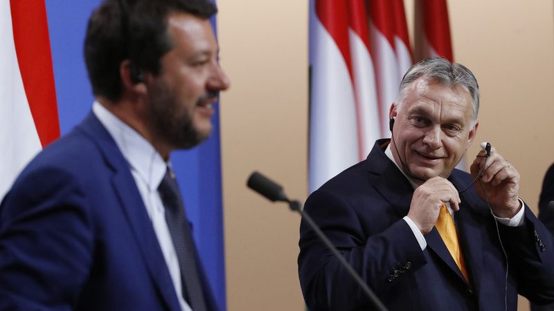 Орбан и Салвини се споразумяха за нов десен съюз в ЕС