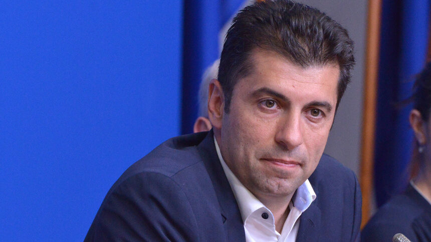 Кирил Петков: Българският интерес е да не се навеждаме