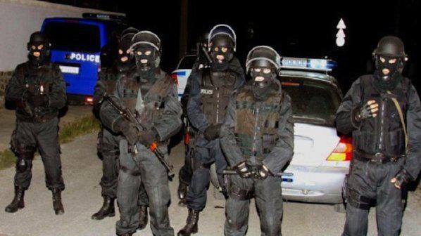 Предизборни полицейски акции по всички български квартали