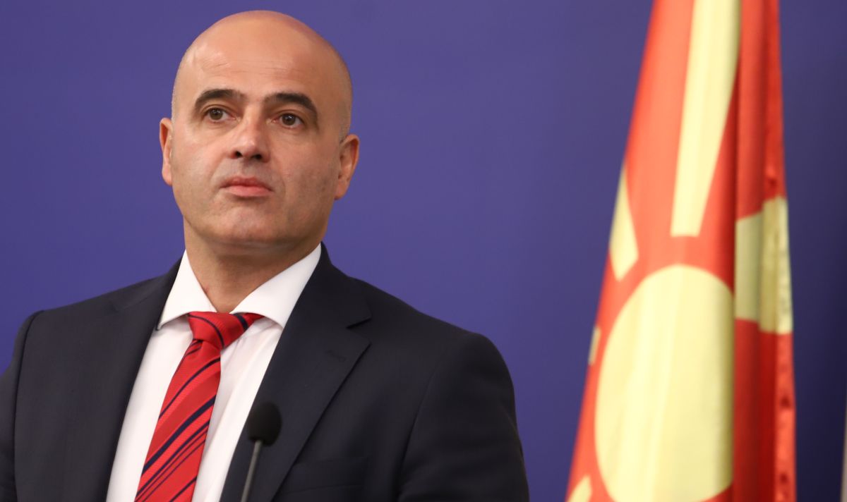 Ковачевски отговори на Радев