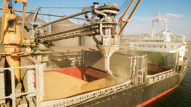 Проблемът с украинското зърно е руска пропаганда, каза министърът на транспорта