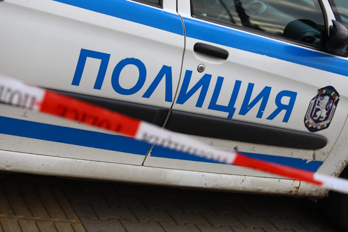 Полицай застреля 18-годишен младеж след гонка
