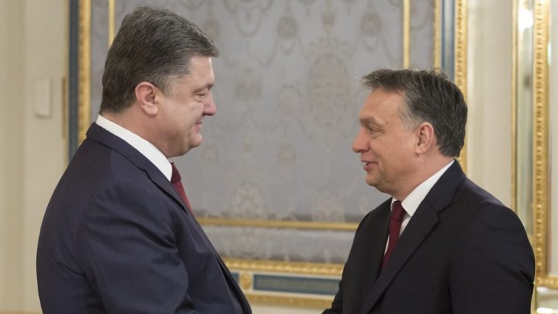 Украинското разузнаване заподозря руски заговор, който включва Орбан и Порошенко