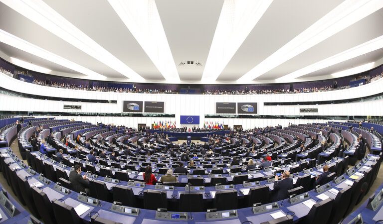 Европарламентът: В България има руска мрежа от агенти