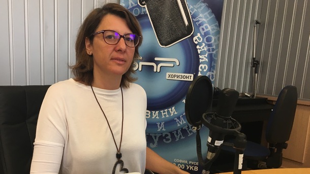Весела Чернева: Кампанията за евроизборите у нас бе напълно затъмнена от националната