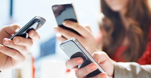 Клиентите ще могат да прекратяват едностранно договорите си с мобилните оператори