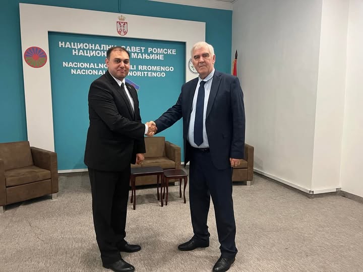 Nacionalna Asocijacija ROmskih Novinara е в компанията на Nedjo Osman и 68 други в Beograd.