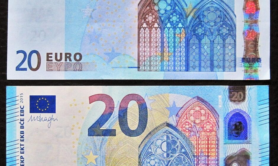 Каква кредитна карта – разлика между дебитна и кредитна карта
