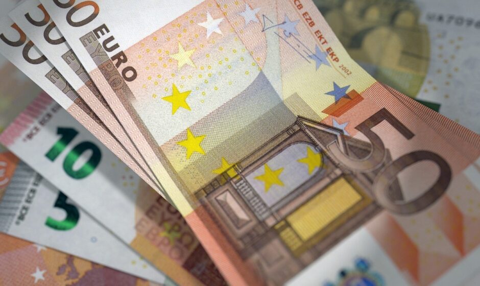 Кредити за хора с лошо ЦКР и запор – най-нови оферти